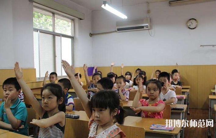 廣州2020年現(xiàn)在的幼師學(xué)校什么專業(yè)好