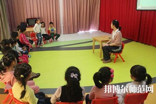 雅安2021年初中生學(xué)幼師學(xué)校怎樣